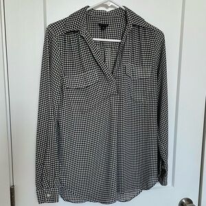 Ann Taylor camp shirt blouse, black and white gingham checkered print, small